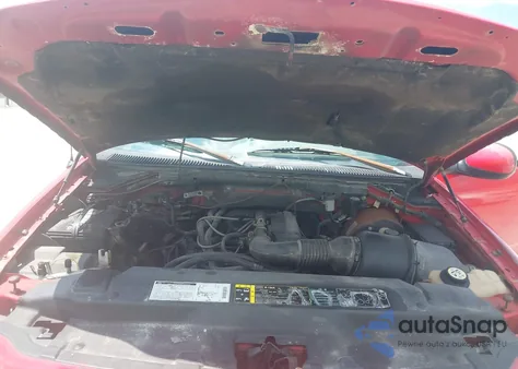 2002 Ford F-150 Xl/Xlt z USA, uszkodzony, nr VIN 1FTRF18282NA41158